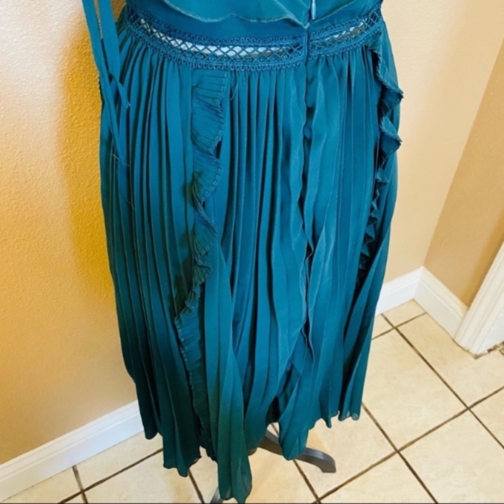 NWOT Lulus Never a Dull Moment Emerald Green Pleated Tie-Strap Midi Dress - Picture 5 of 12